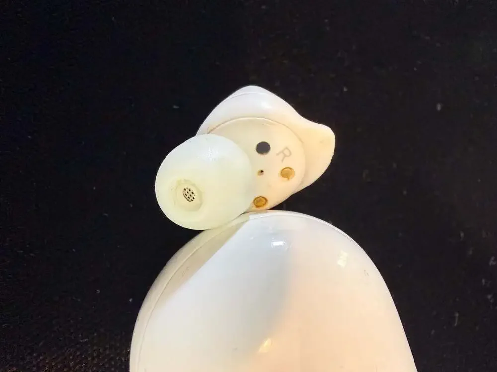 Samsung Galaxy Buds+ SM-R175 Wireless Earbuds w/ Charging Case